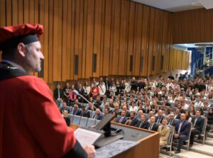 Agentúra upravuje pravidlá pre krátke programy na vysokých školách