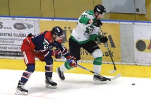 Opustil potápajúcu sa loď a prispel k vyrovnaniu rekordného víťazstva