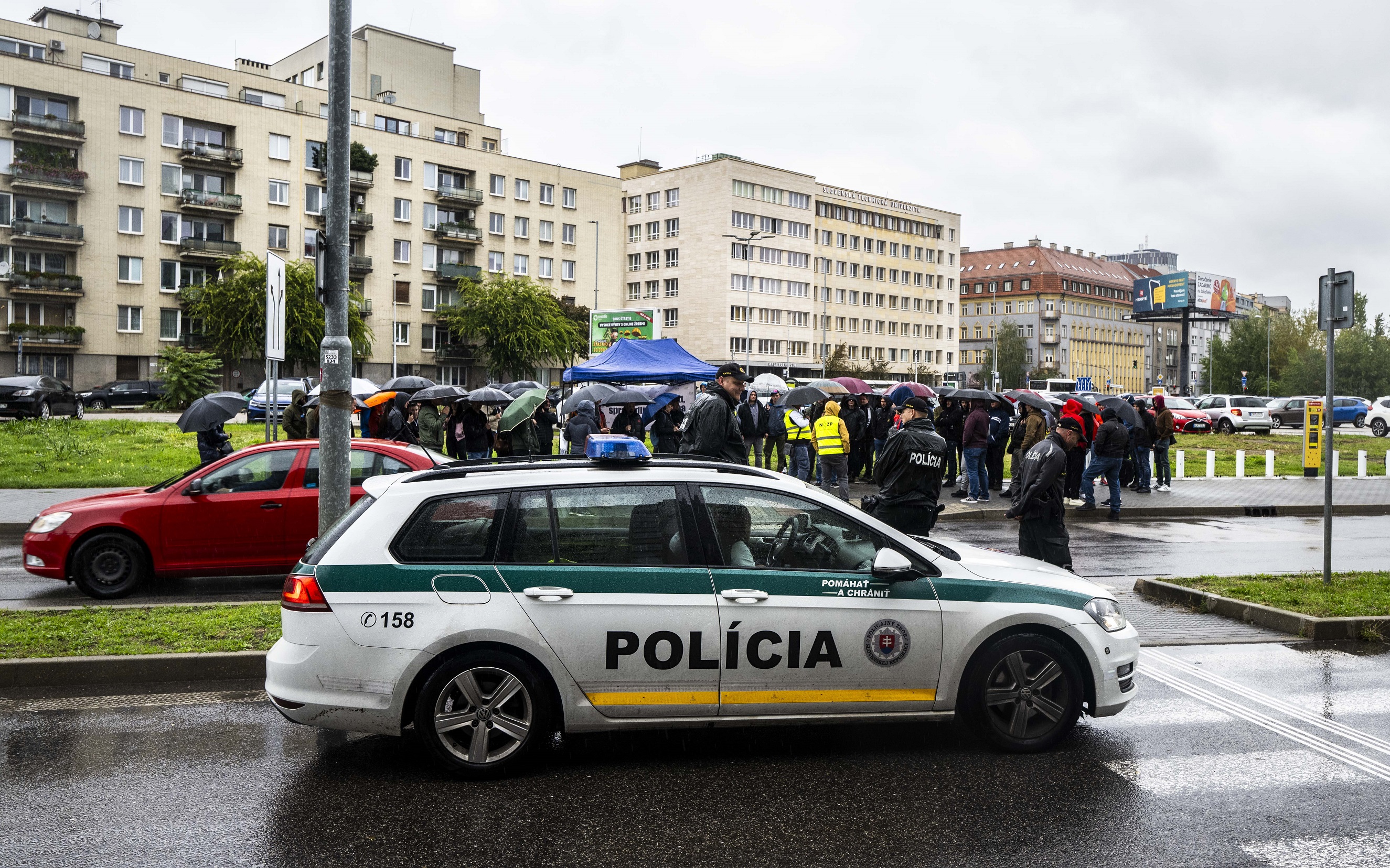 Policajti sa nepodieľali na zabití ukrajinského bezdomovca v Bratislave, tvrdí inšpekcia