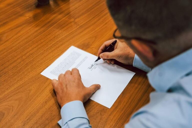 Fico žiada Muska o údaje o grantoch agentúry pre medzinárodný rozvoj pre Slovensko