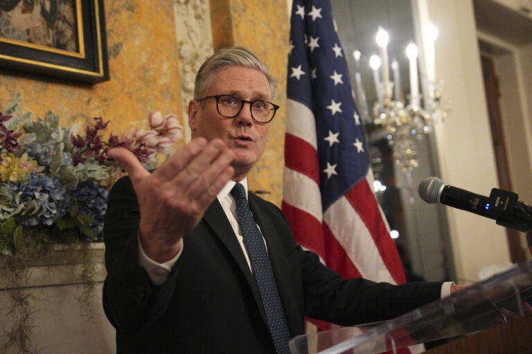 Británia vylučuje Čínu z oceliarskeho sektora, vláda prevzala kontrolu nad British Steel