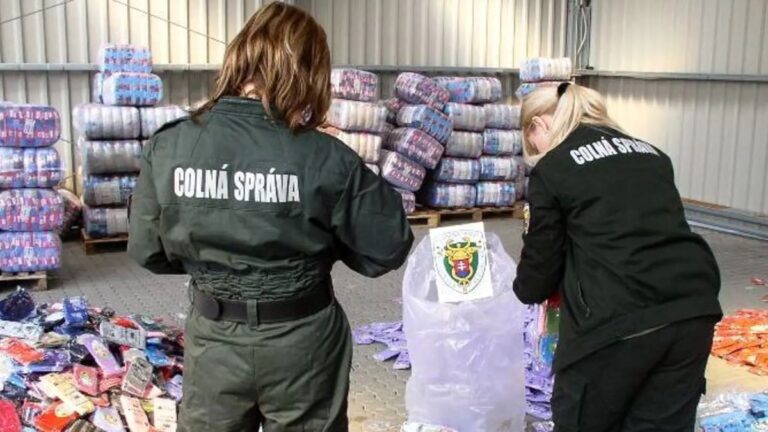 Šéf colnej správy po mesiaci vo funkcii skončil. V práci nafúkal viac ako jedno promile