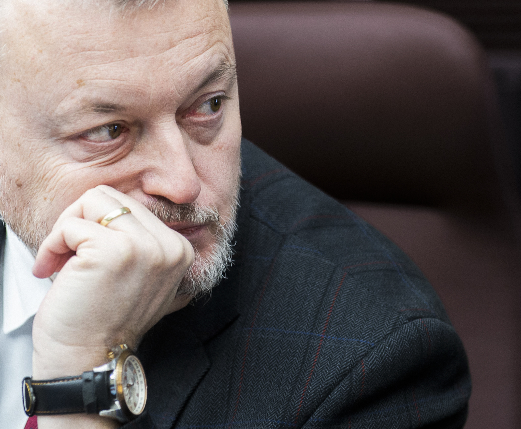 Krajniak: Je neprijateľné, aby sme do ústavy zavádzali právo na zmenu pohlavia