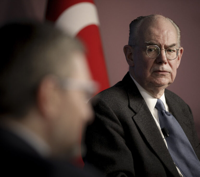 John Mearsheimer. Foto: Yasin Ozturk / ANADOLU AGENCY / Anadolu via AFP / Profimedia