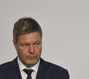 Od zelenej k šedinám: ako sa strana mladých dostala do krízy stredného veku