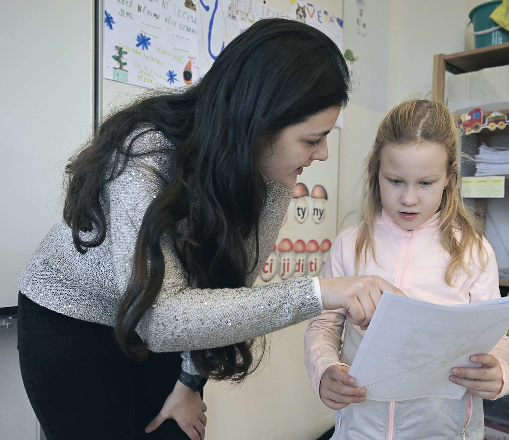 Pedagogická asistentka o odmietaní spolupráce: Niektorí učitelia nás vyháňajú z triedy