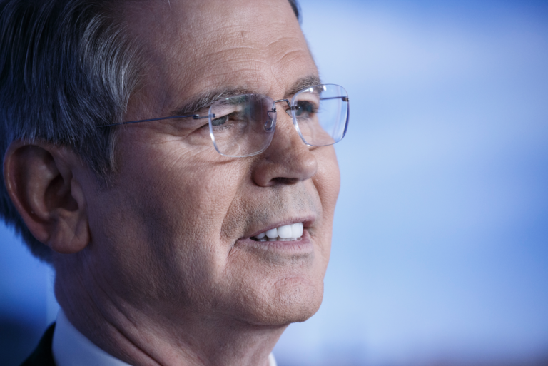 USA a Čína sa nemusia rozísť, tvrdí americký minister Bessent