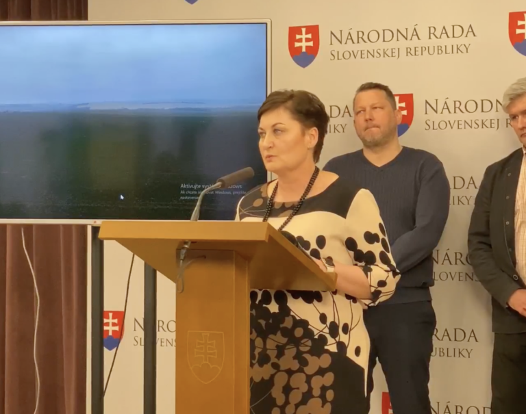 Starostovia pre výstavbu novej spaľovne blízko kúpeľov kritizujú Smer a Hlas