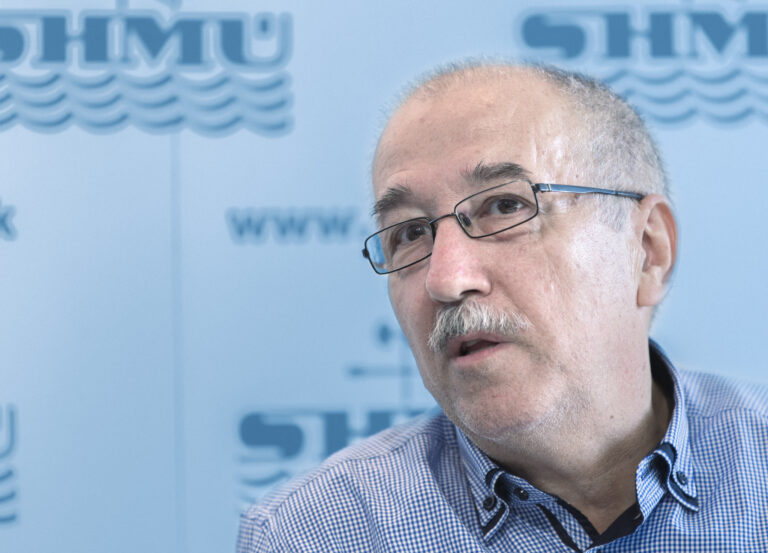 Na snímke je klimatológ SHMÚ Pavel Faško: Foto: Jaroslav Novák/TASR