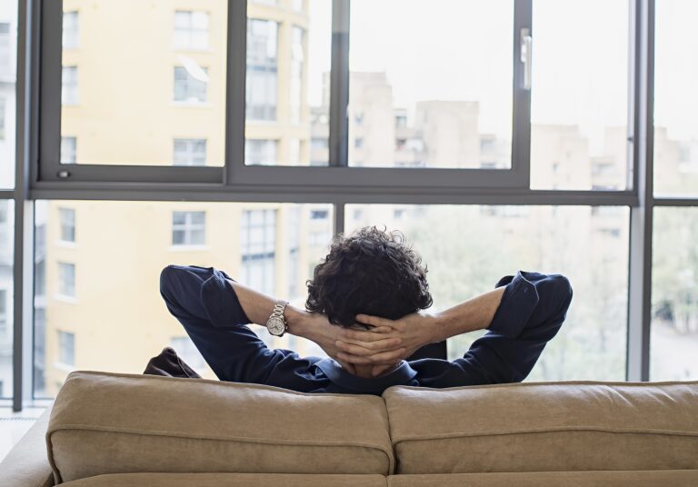 Čakať na lacnejšie hypotéky sa neoplatí, myslia si úveroví a finanční analytici 