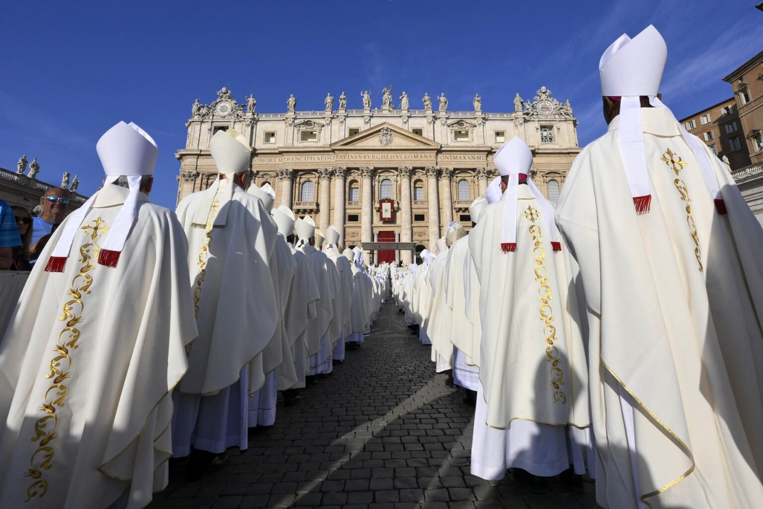 Zhromaždenia Synody biskupov na Námestí svätého Petra vo Vatikáne 4. októbra 2023. Foto: ABACA / Abaca Press / Profimedia