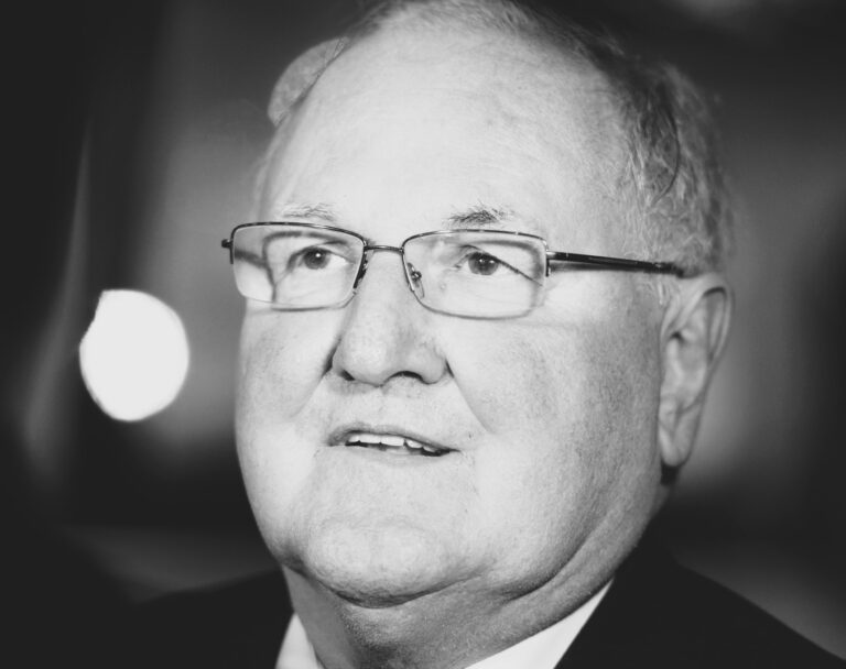 Zomrel bývalý podpredseda vlády a exminister školstva Dušan Čaplovič