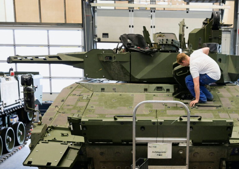 EU plant gemeinsames Transportsystem für Militärtechnik