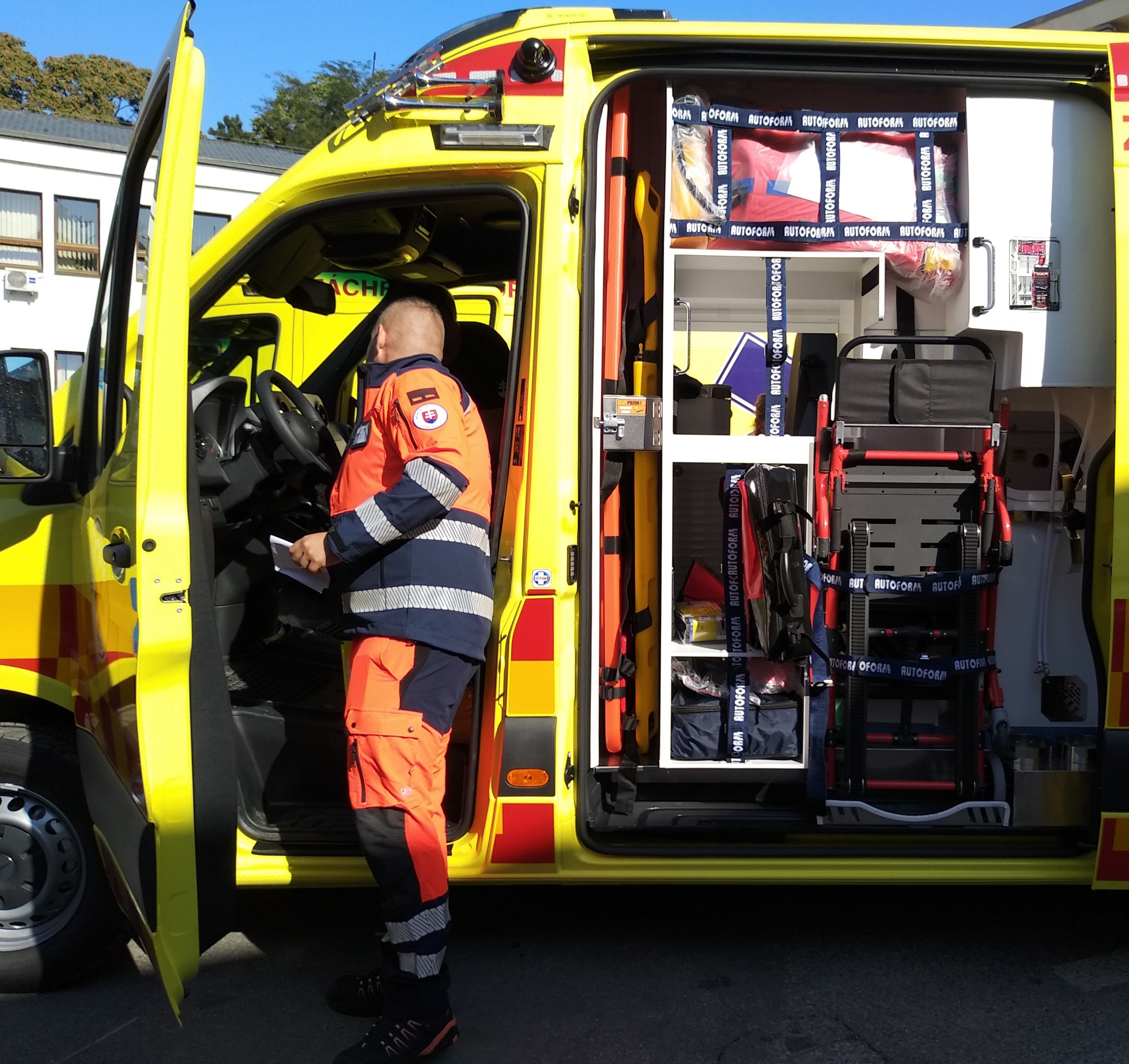 Záchrankový tender je pod paľbou. Opozícia zvoláva mimoriadny výbor