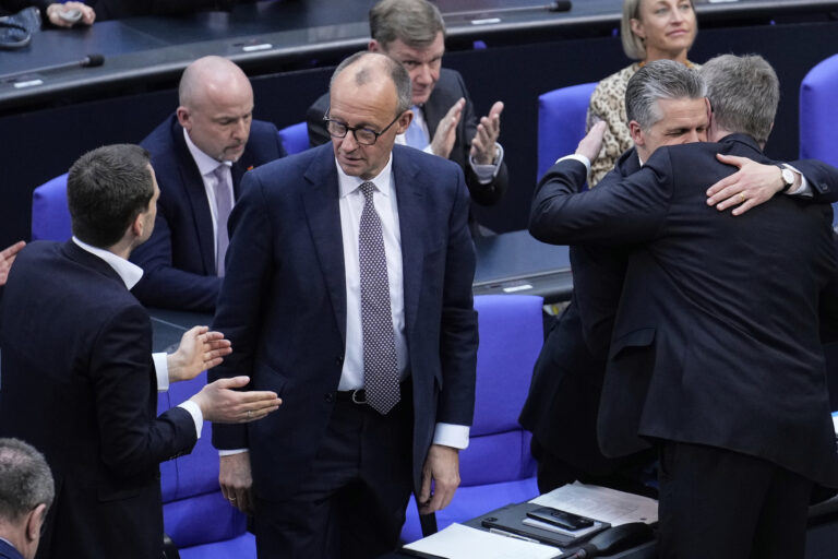 Nemecká vláda schválila rozpočet: viac investícií do infraštruktúry a obrany