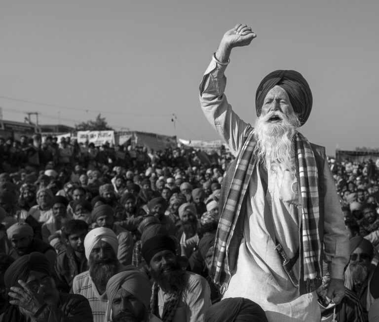Farmers shout slogans as they participate in a protest at the Delhi Singhu border. Photo: Anindito Mukherjee/ Getty Images