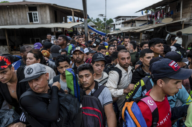 Rekordný počet utečencov. OSN hlási viac než 122 miliónov ľudí bez domova