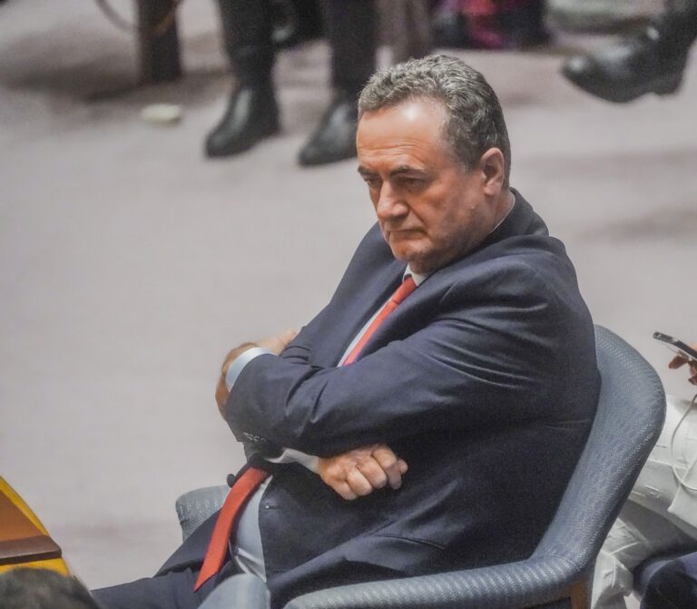 Izrael pohrozil úplným zničením Hamasu, ak neprepustí rukojemníkov