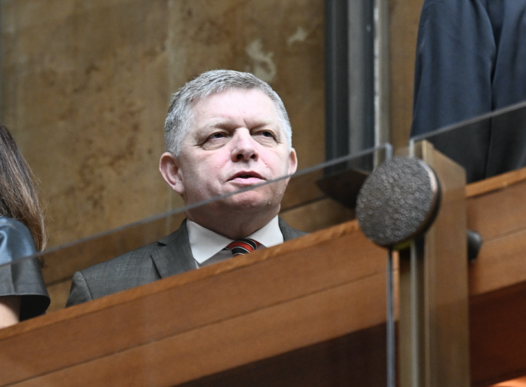 Fico: Slintačka a krívačka ohrozuje národnoštátne záujmy, vláda zvolala krízovú komisiu