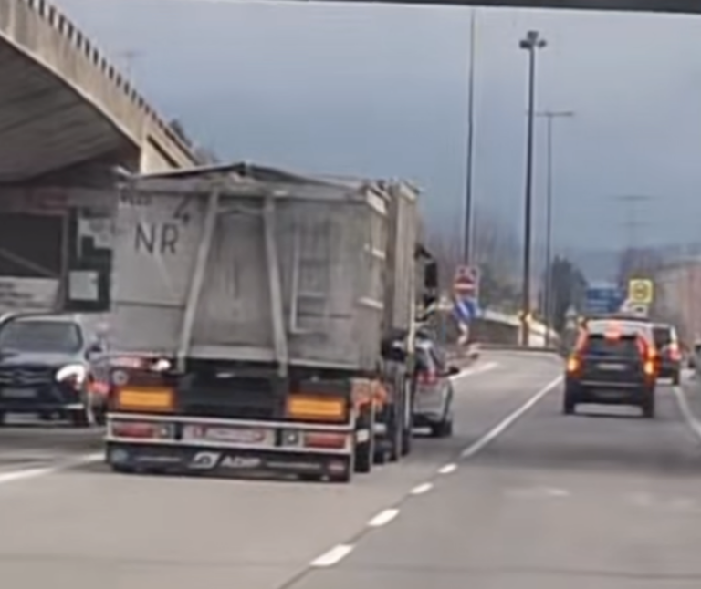 Prevoz dobytka v otvorených vozidlách má dohru, zakročila SaS