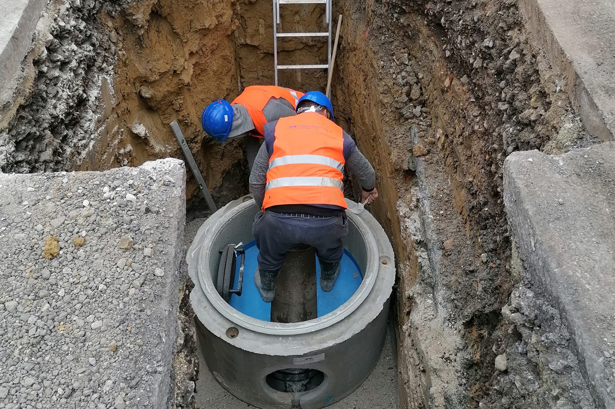 Na Slovensku chýba kanalizácia až v 1 700 obciach. Ilustračné foto: OVS    