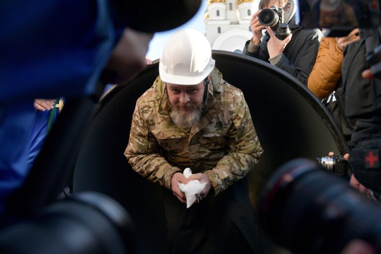 Replika plynovodu, ktorý ruské jednotky použili na preniknutie do tyla ukrajinských ozbrojených síl v meste Sudža. Foto: Pavel Lisitsyn/Sputnik/Profimedia