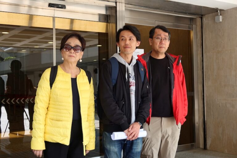 Posledná prodemokratická strana v Hongkongu končí pre politický tlak