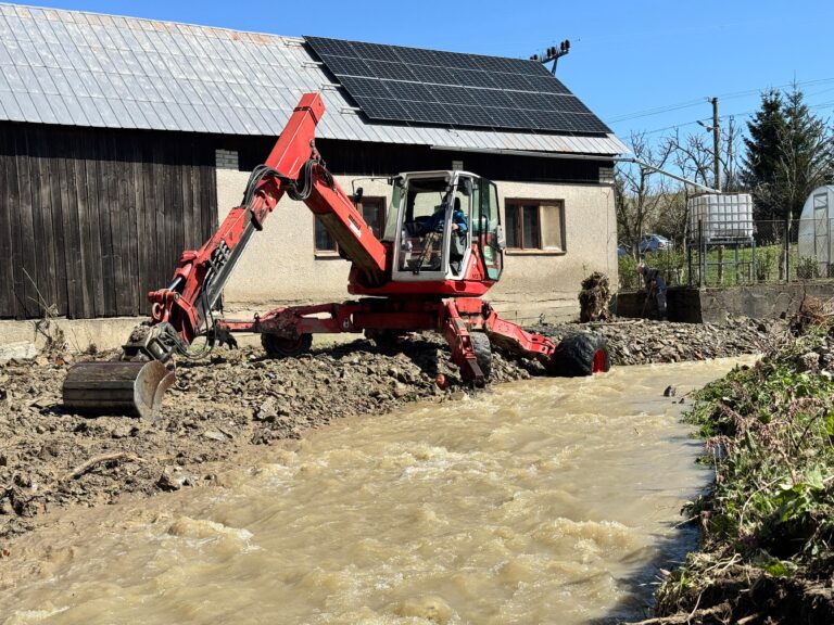 Orava po búrkach: Babín hlási 120 poškodených domov a hospodárskych budov