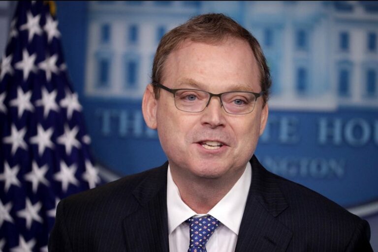 Hassett: Clá sú reálne, ak Trump nedostane lepšie obchodné dohody