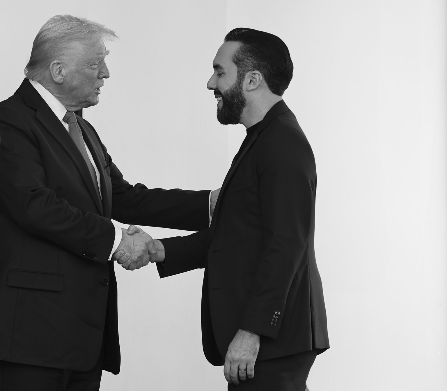 Donald Trump a Nayib Bukele. Foto: Win McNamee/Getty Images
