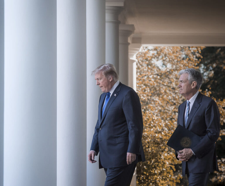Donald Trump a Jerome Powell. Foto: Jabin Botsford/The Washington Post via Getty Images