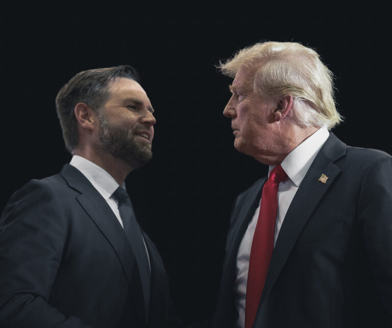 J.D. Vance a Donald Trump. Foto: Stephen Maturen/Getty Images