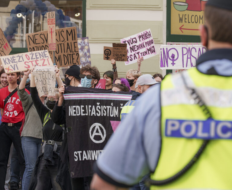 Český Pochod za život napadli radikáli. Foto: ČTK / Jiri Vatka / Profimedia