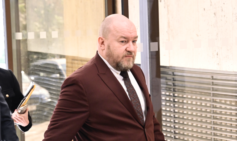 Huliak žiada kontrolu hokejového zväzu. Poukazuje na slabé výkony