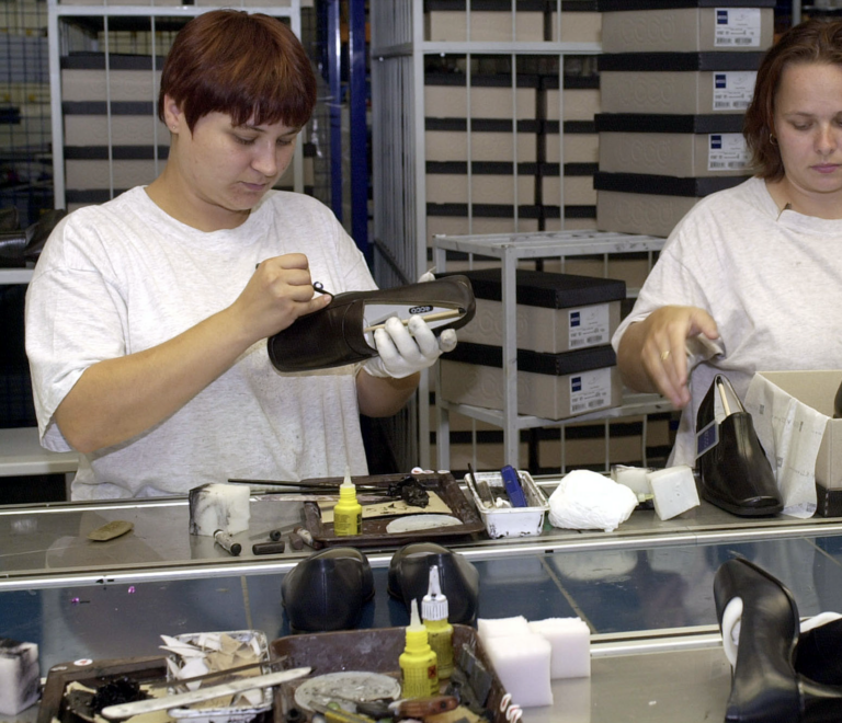 Výrobný závod v Martine zatvára, opatrenie sa dotkne stoviek zamestnancov
