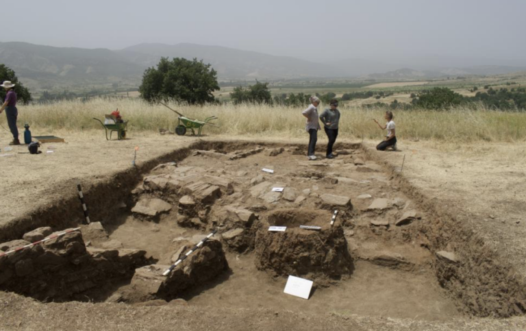 V Macedónsku objavili mesto Lyncus, možné rodisko matky Alexandra Veľkého