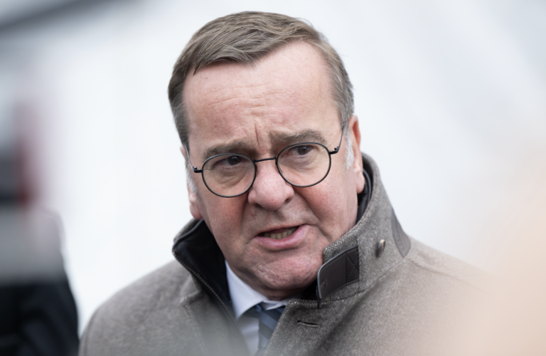 Pistorius: Trumpov návrh pre Ukrajinu sa rovná kapitulácii