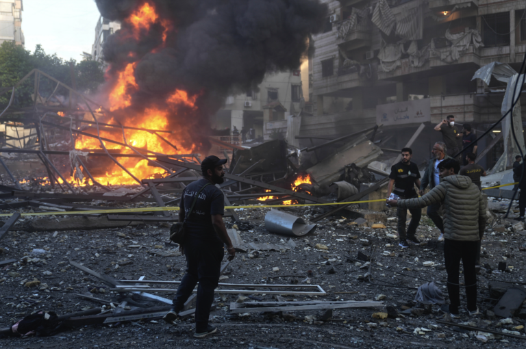 Izraelský nálet zasiahol budovu blízko škôl, cieľom bol údajný sklad Hizballáhu