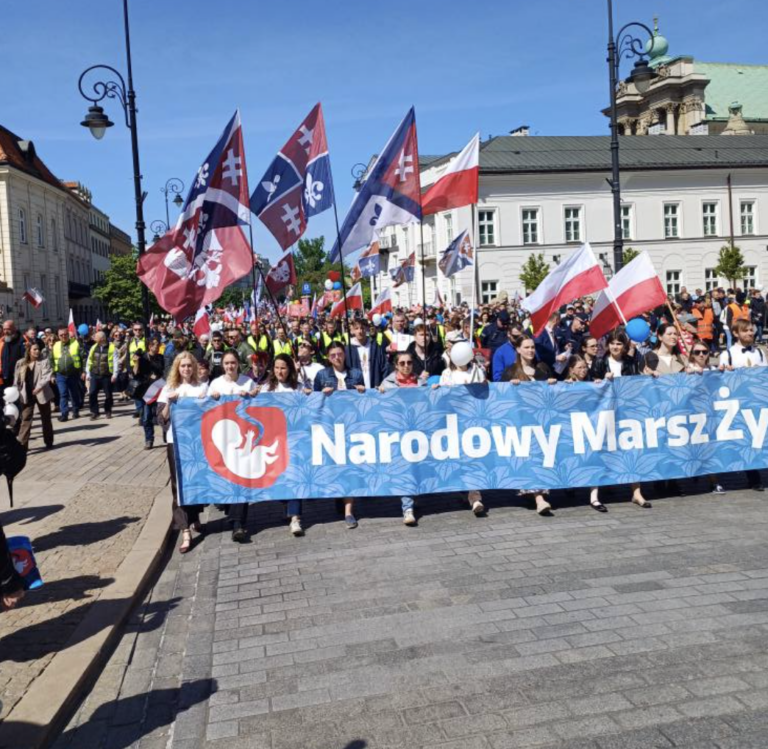 Vo Varšave sa konal pochod za život, podporu vyslovil aj prezident Duda