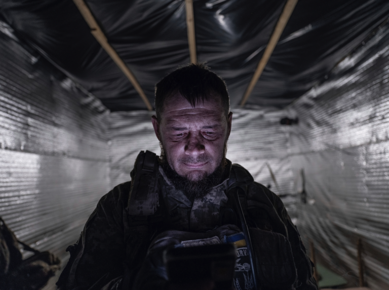 Posledné hodiny pred oslavami: ukrajinské drony zasiahli Moskvu a letiská