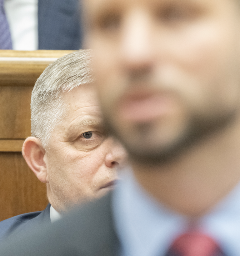 Kto podľa Slovákov klame najviac? Fico, Matovič a Šimečka v top trojke