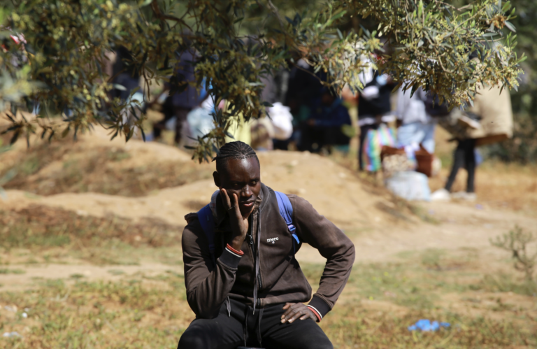 Deportácie migrantov z USA rastú, zaostávajú však pod úrovňou z čias Bidena