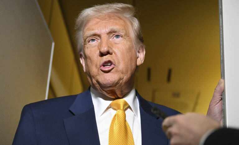 Trump chce 100-percentné clá na filmy natočené mimo USA