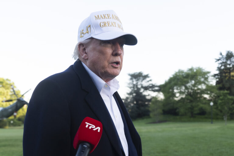 Trump plánuje zakročiť proti mestám, ktoré ignorujú imigračné zákony