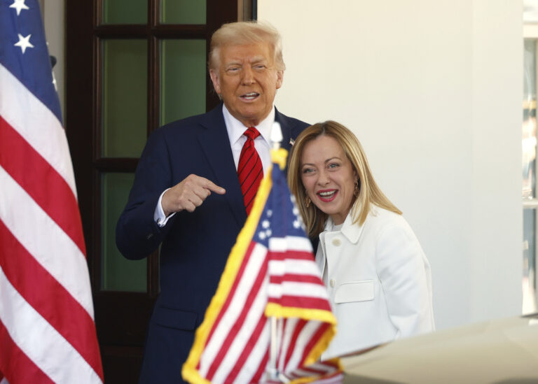 Donald Trump a Giorgia Meloniová.