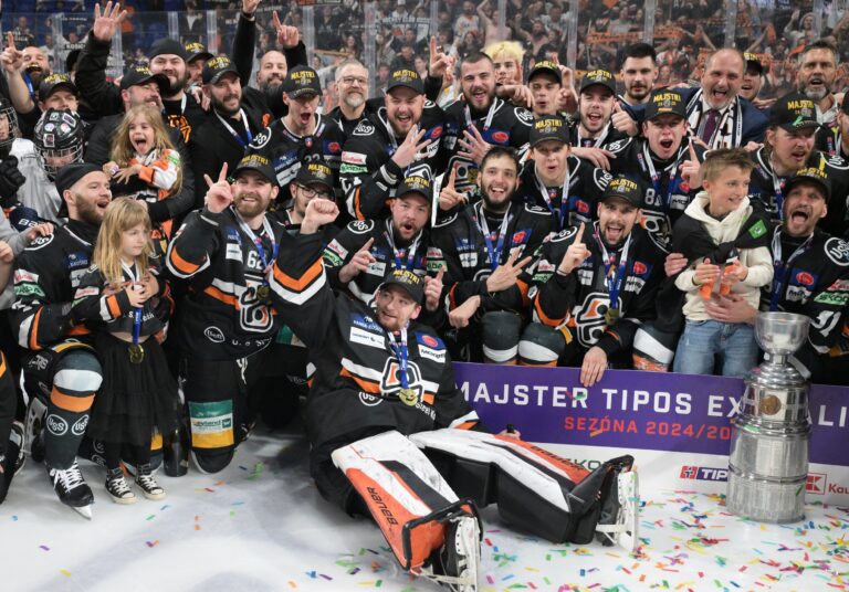Košice získali desiaty titul. V rozhodujúcom zápase zdolali Nitru 5:4 po predĺžení