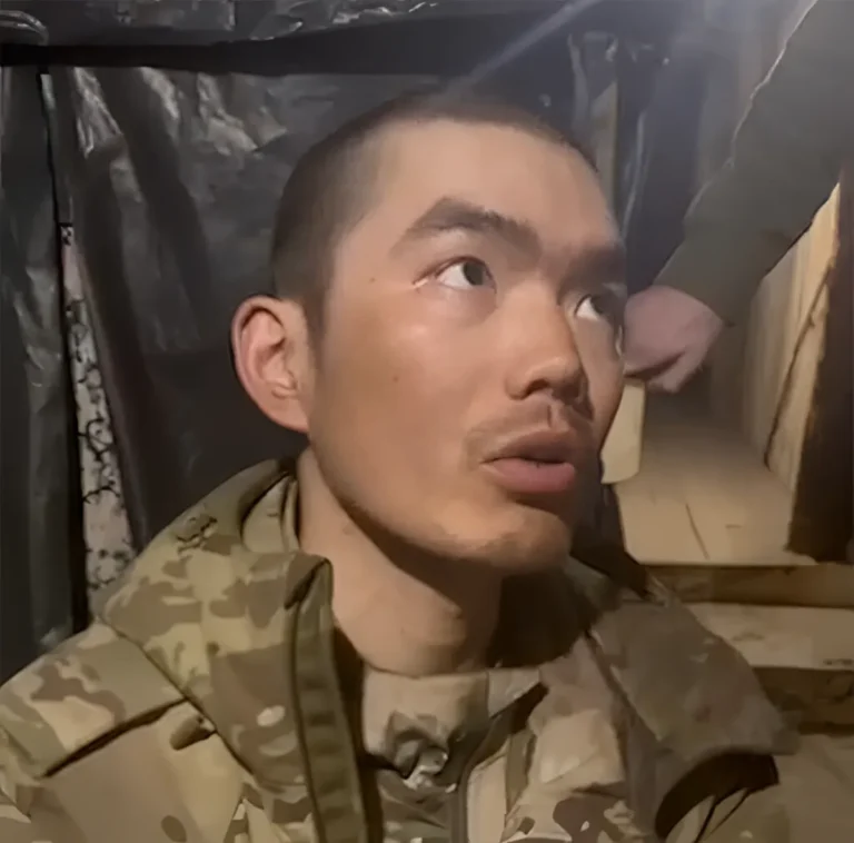 Zelenského video s údajným čínskym vojakom v zajatí sa pôvodne volalo „Kórejský Vojak 2“