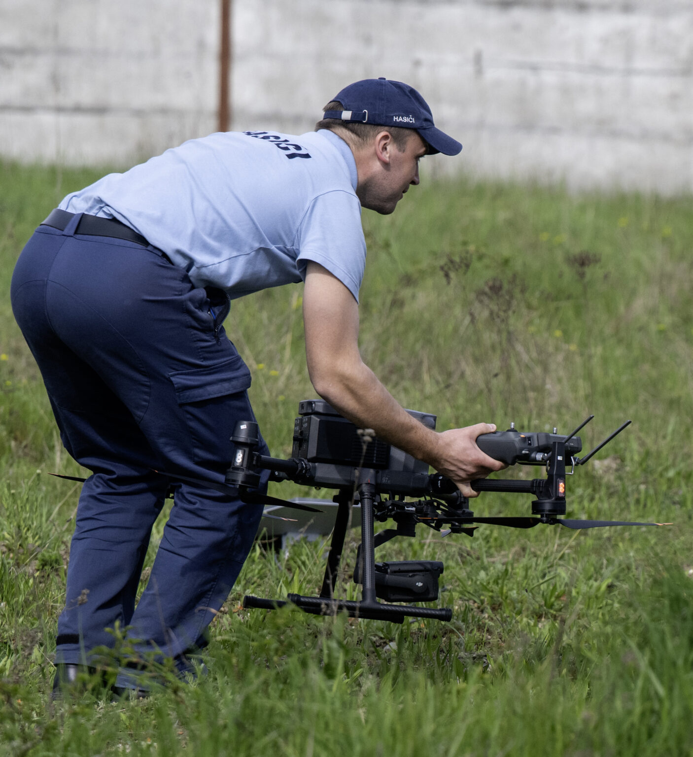 Na dodržiavanie opatrení prijatých v súvislosti so zabránením šíreniu slintačky a krívačky budú použité techniky, drony stermokamerou. Foto: TASR/Martin Baumann