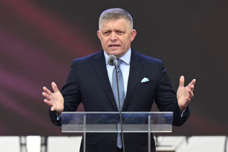 Fico: SNP dokazuje, že sme národ s jasným protifašistickým postojom