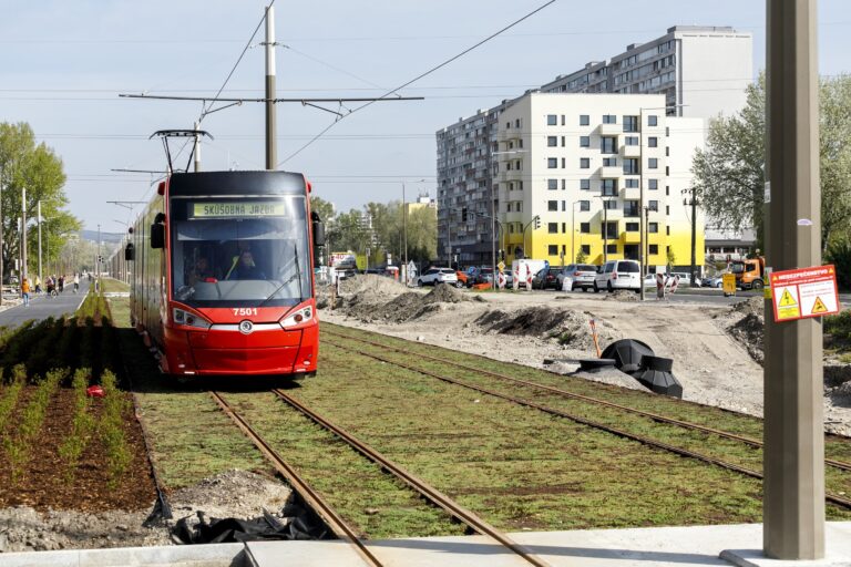 Skúšobná jazda na novej trati. Foto: Dano Veselský/TASR